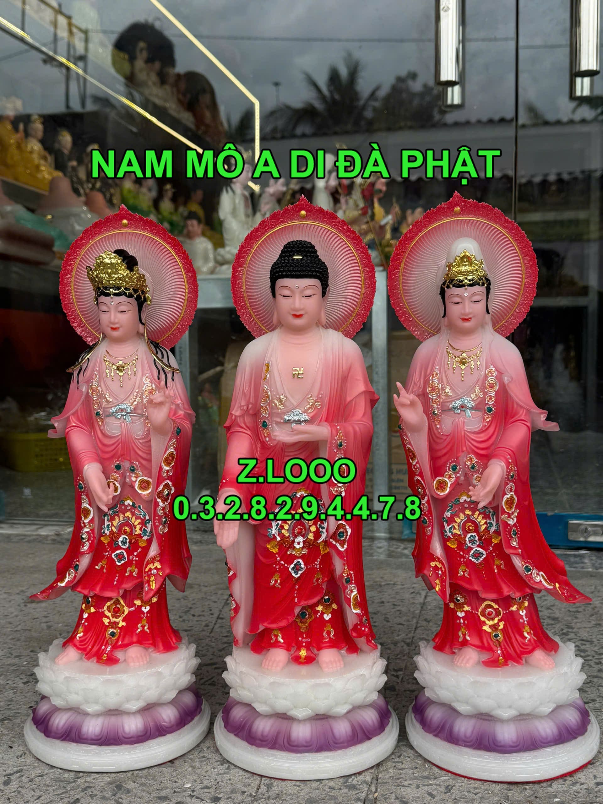 Tây Phương Tam Thánh đứng