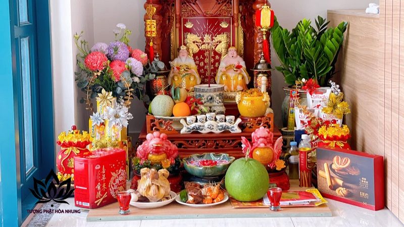 huong-dan-trang-tri-ban-tho-than-tai-ngay-via