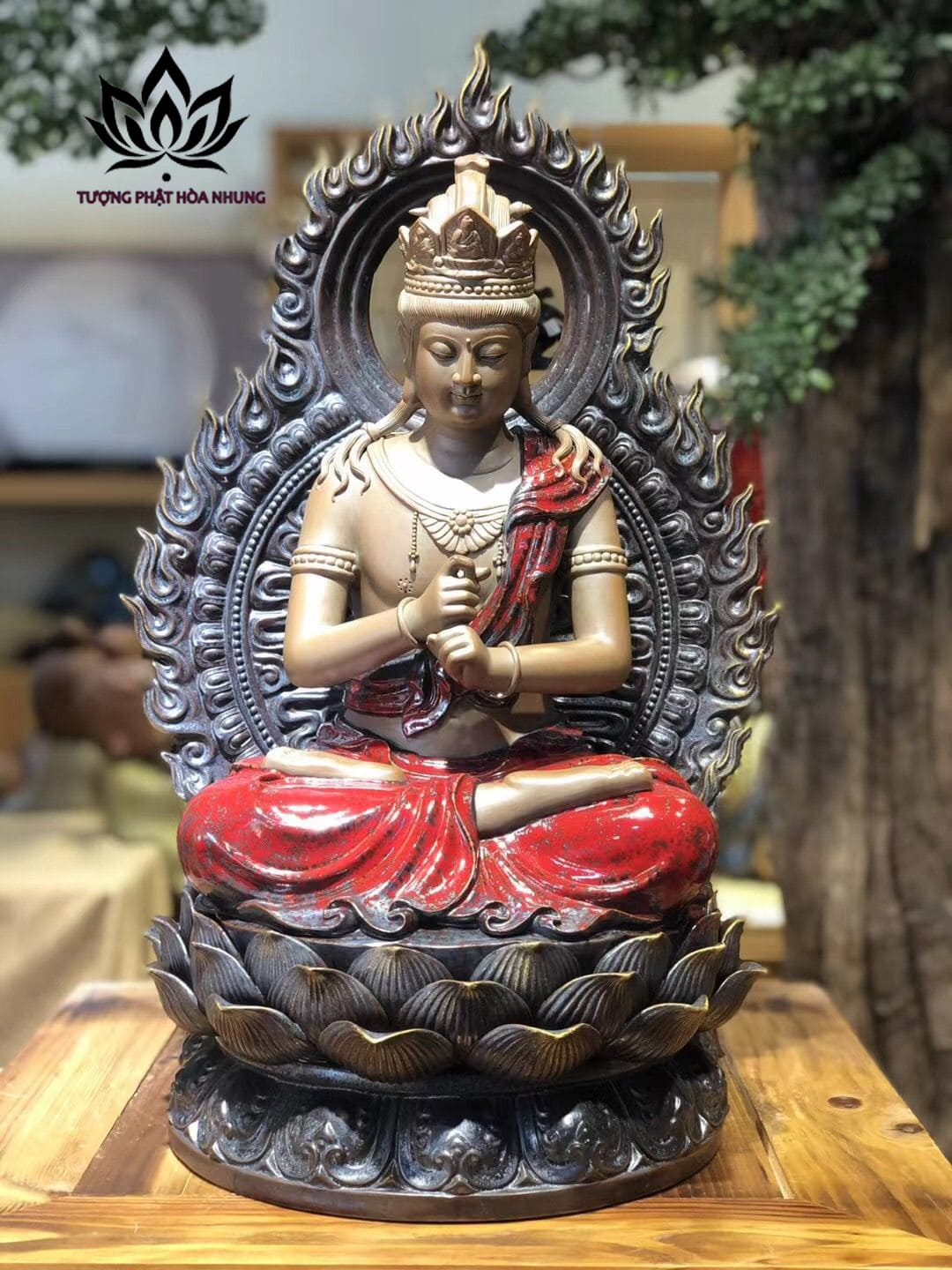 Phật Như Lai Đại Nhật Bồ Tát: Khám Phá Biểu Tượng Trí Tuệ 3 Vai Trò Của Phật Như Lai Đại Nhật Trong Các Tông Phái