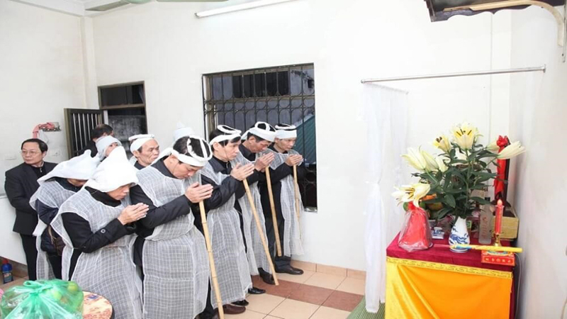 Phân Biệt Trùng Tang Liên Táng Và Tang Liên Tiếp Tự Nhiên