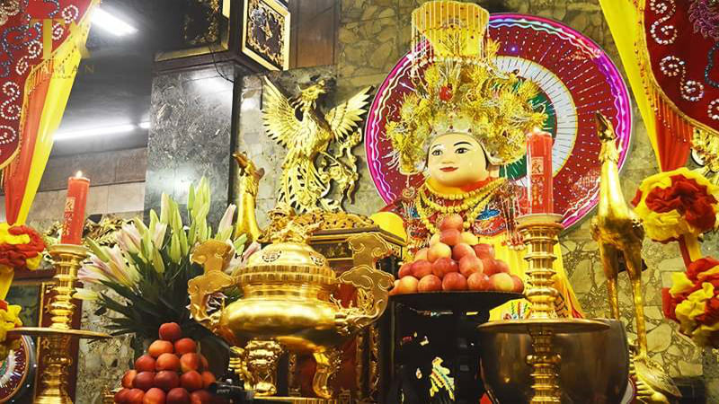 Thực Hiện Nghi Lễ Cúng Bà Chúa Xứ Châu Đốc Đúng Cách