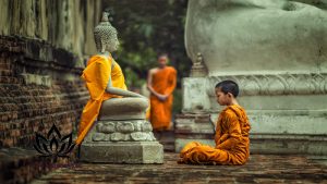Lời Dạy Của Chư Tổ và Kinh Điển Về Công Đức Lạy Phật